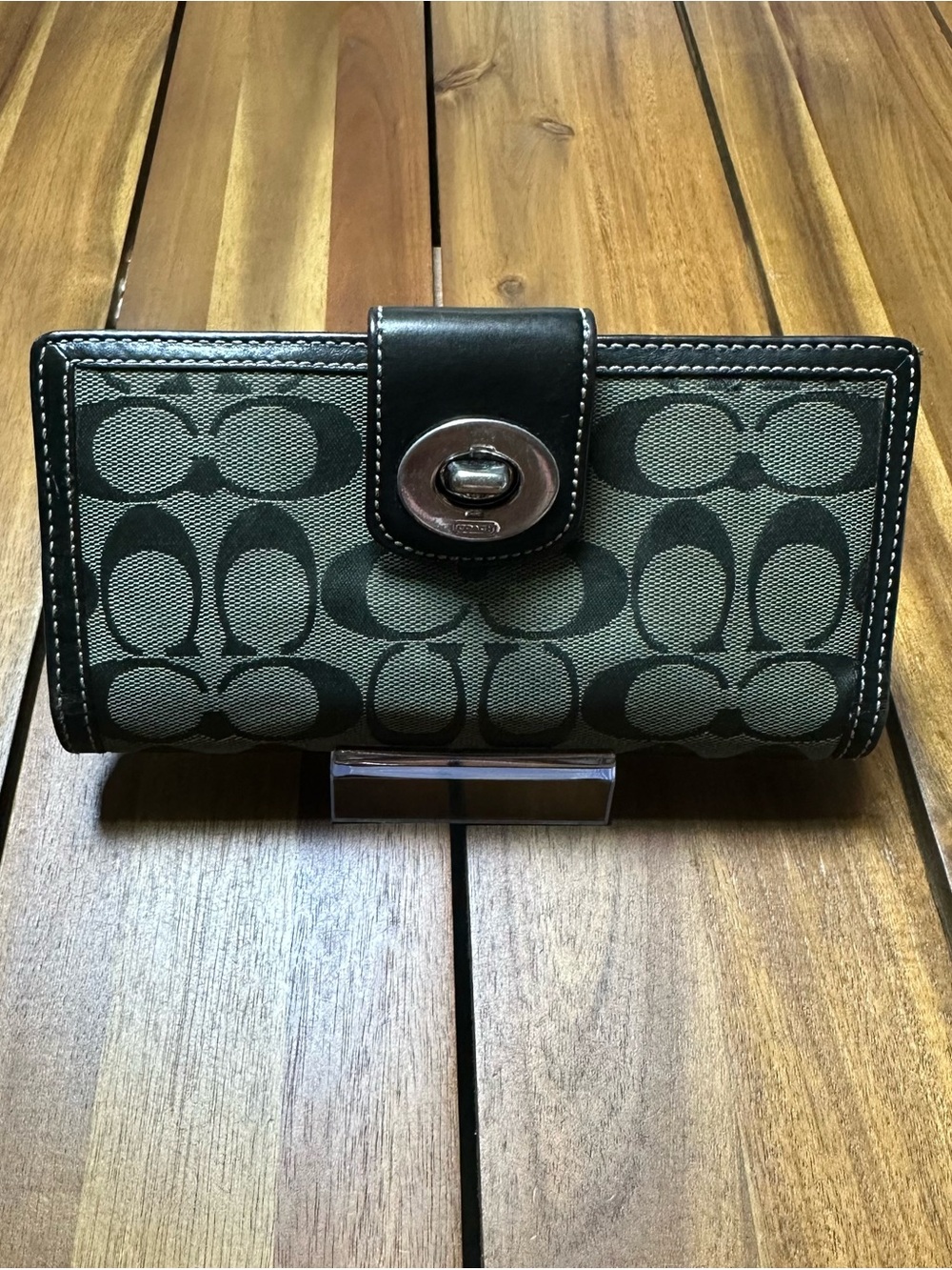 Coach Green Jacquard Signature Turnlock Wallet